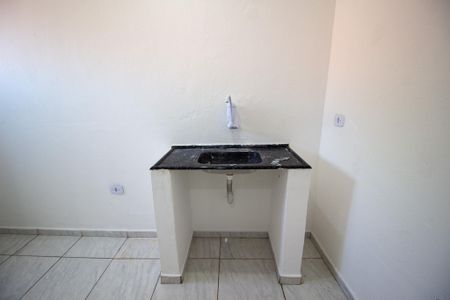 Cozinha de casa para alugar com 1 quarto, 25m² em Parque São Bento, Sorocaba