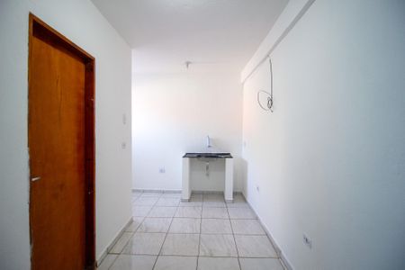 Cozinha de casa para alugar com 1 quarto, 25m² em Parque São Bento, Sorocaba