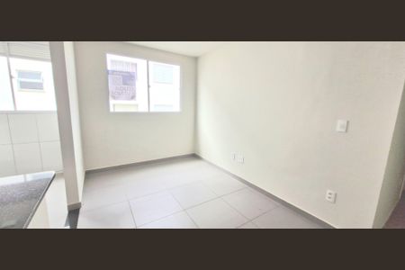 Apartamento à venda com 2 quartos, 47m² em Sobradinho, Lagoa Santa