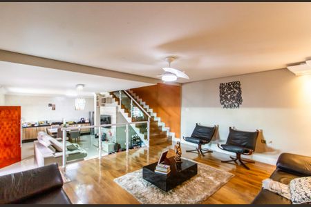 Sala de casa à venda com 2 quartos, 220m² em Jardim Popular, São Paulo