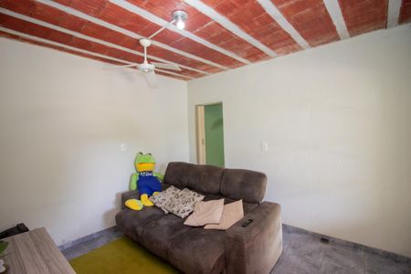 Sala de casa para alugar com 2 quartos, 70m² em Quintas do Jacubá, Contagem