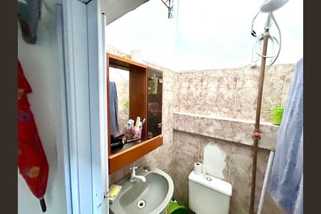Banheiro de casa à venda com 1 quarto, 150m² em Vila Maricy, Guarulhos