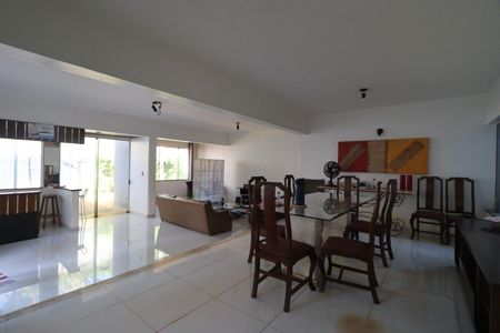 Sala 2 de casa para alugar com 4 quartos, 500m² em Jardim Recreio, Ribeirão Preto