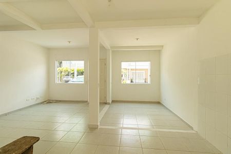 Sala de casa de condomínio para alugar com 3 quartos, 119m² em Umbará, Curitiba