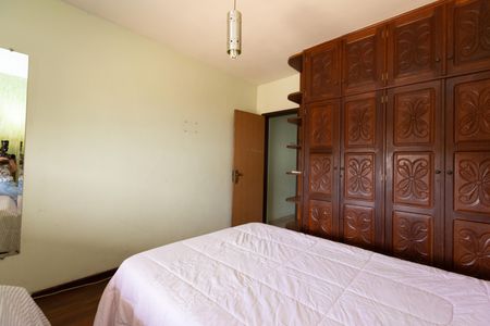 Casa para alugar com 3 quartos, 360m² em Flamengo, Contagem