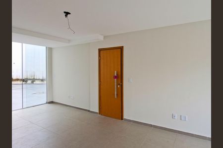 Sala de apartamento para alugar com 3 quartos, 144m² em Floresta, Belo Horizonte