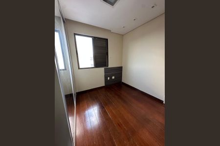 Casa à venda com 4 quartos, 280m² em Jaraguá, Belo Horizonte