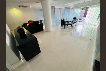 Casa de Condomínio à venda com 6 quartos, 450m² em Barra da Tijuca, Rio de Janeiro