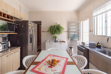 Cozinha de casa à venda com 3 quartos, 167m² em Parque Boturussu, São Paulo