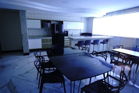 Apartamento para alugar com 3 quartos, 107m² em Setor Bueno, Goiânia