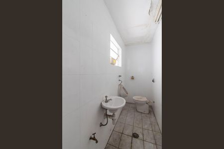 Banheiro de casa para alugar com 1 quarto, 350m² em Jardim Cocaia, Guarulhos