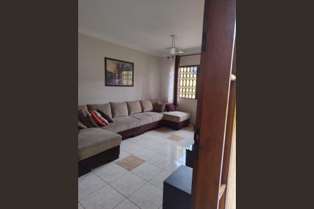 Sala de casa para alugar com 4 quartos, 280m² em Jardim Pedro José Nunes, São Paulo