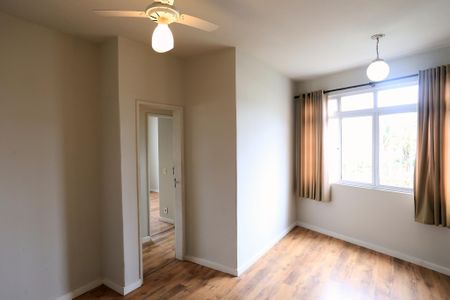 Sala de apartamento à venda com 2 quartos, 83m² em Cachoeirinha, Belo Horizonte