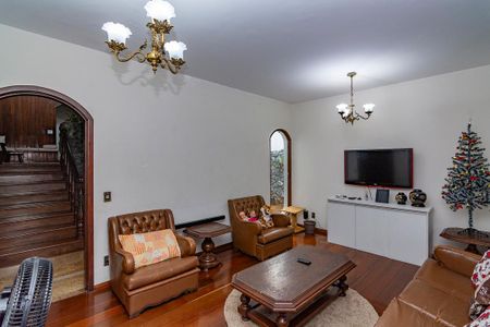 Sala 1 de casa para alugar com 6 quartos, 480m² em Alto Caiçaras, Belo Horizonte