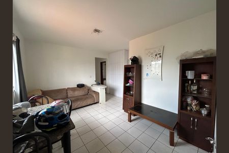 Apartamento para alugar com 3 quartos, 88m² em Santa Mônica, Uberlândia