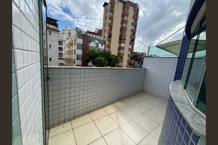 Apartamento para alugar com 4 quartos, 190m² em União, Belo Horizonte