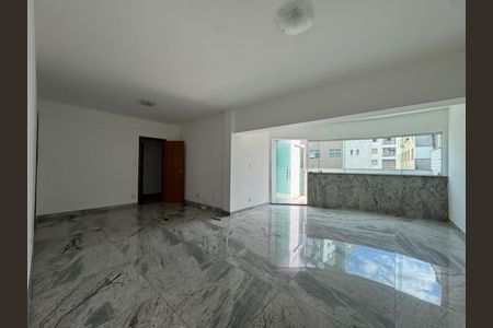 Apartamento para alugar com 4 quartos, 190m² em União, Belo Horizonte