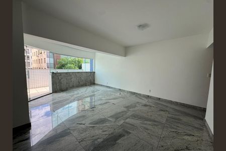 Apartamento para alugar com 4 quartos, 190m² em União, Belo Horizonte