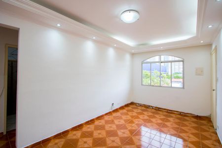 Sala de apartamento para alugar com 2 quartos, 72m² em Jardim Ocara, Santo André