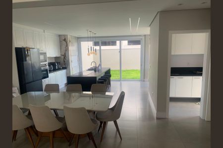 Sala de jantar de casa à venda com 3 quartos, 225m² em Igara, Canoas