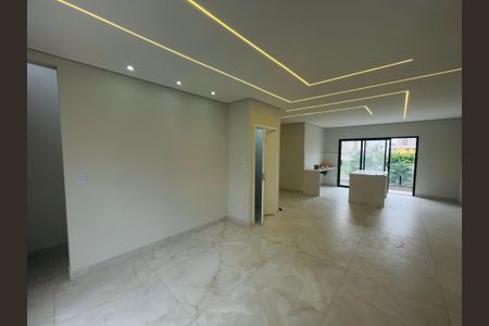 Sala de casa à venda com 3 quartos, 199m² em Vila Paulista, Guarulhos