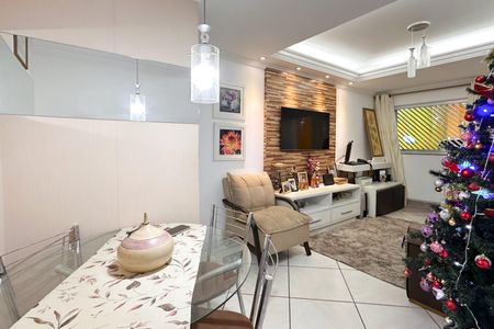 Sala de casa à venda com 2 quartos, 112m² em Conjunto Habitacional Sao Fernando, São Bernardo do Campo