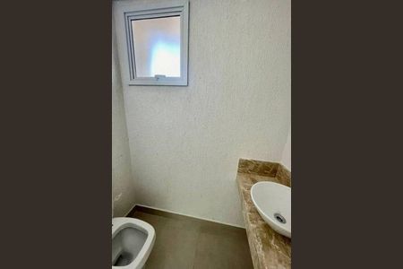 Casa à venda com 4 quartos, 190m² em Santa Rosa, Belo Horizonte