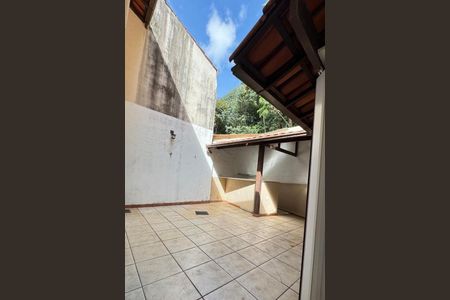 Casa à venda com 3 quartos, 177m² em Bosque Residencial do Jambreiro, Nova Lima