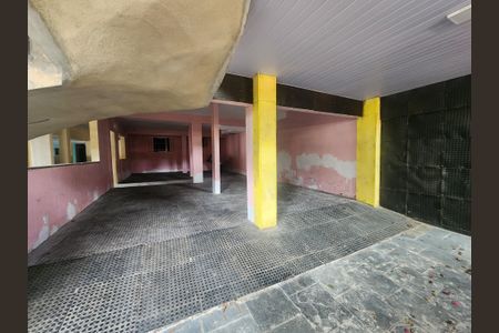 Garagem de apartamento para alugar com 1 quarto, 28m² em Santa Catarina, São Gonçalo