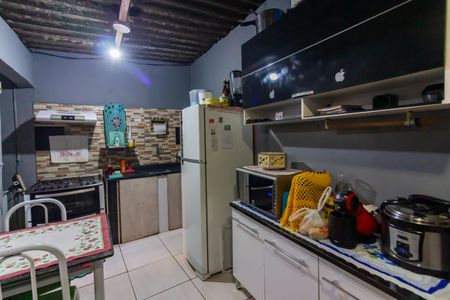 Sala e Cozinha de casa para alugar com 2 quartos, 50m² em Padroeira, Osasco