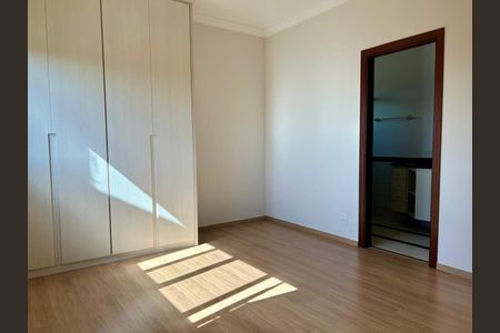 Casa à venda com 4 quartos, 552m² em Sítios de Recreio Gramado, Campinas