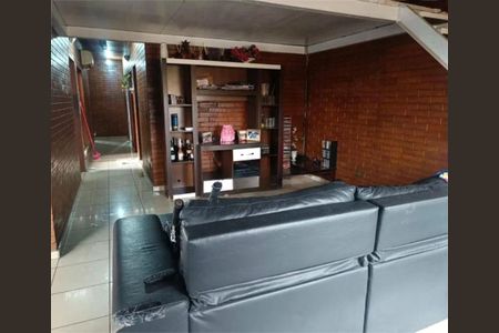 Casa à venda com 3 quartos, 115m² em Vila Iorio, São Paulo