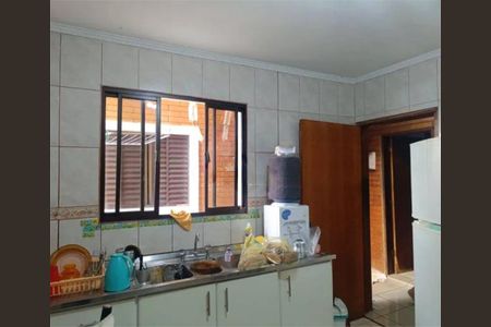 Casa à venda com 3 quartos, 115m² em Vila Iorio, São Paulo