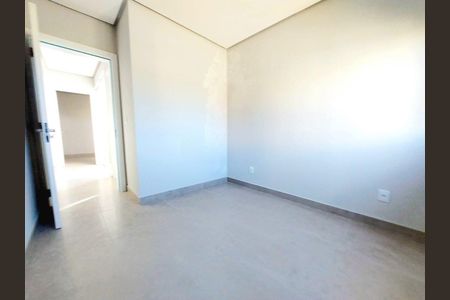 Casa de Condomínio à venda com 3 quartos, 90m² em Hípica, Porto Alegre