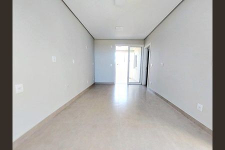 Casa de Condomínio à venda com 3 quartos, 90m² em Hípica, Porto Alegre
