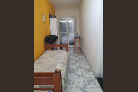 Quarto de casa para alugar com 3 quartos, 126m² em Vila Caju, São Paulo