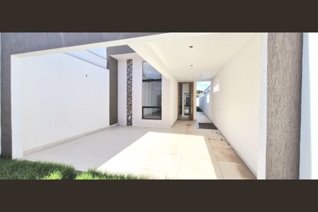 Casa à venda com 3 quartos, 298m² em Lundcéia, Lagoa Santa