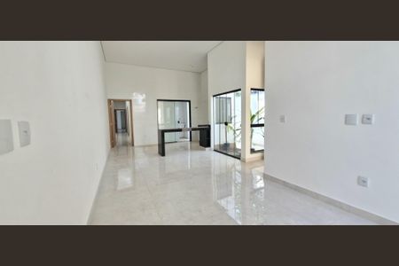 Casa à venda com 3 quartos, 298m² em Lundcéia, Lagoa Santa