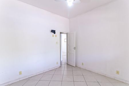 Quarto de casa à venda com 2 quartos, 140m² em Inhaúma, Rio de Janeiro