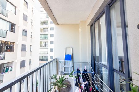 Sacada de apartamento para alugar com 2 quartos, 49m² em Presidente Altino, Osasco