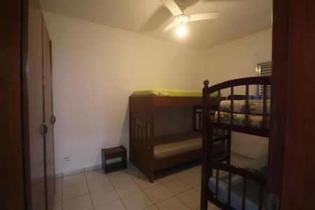 Quarto de apartamento para alugar com 2 quartos, 92m² em Jardim Centenario, Guarujá