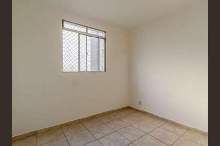 Quarto de apartamento à venda com 2 quartos, 44m² em Camargos, Belo Horizonte