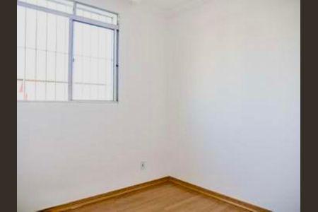 Quarto de apartamento à venda com 2 quartos, 44m² em Camargos, Belo Horizonte