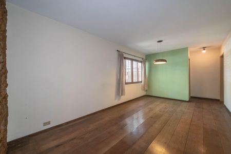 Casa à venda com 3 quartos, 160m² em Vila Cordeiro, São Paulo