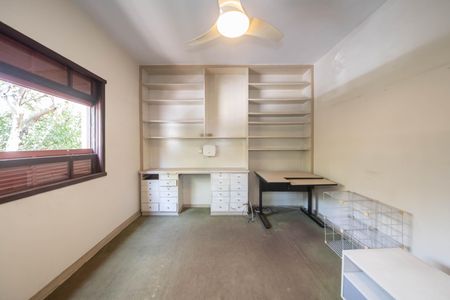 Casa à venda com 3 quartos, 160m² em Vila Cordeiro, São Paulo