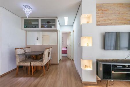 Sala de apartamento à venda com 2 quartos, 74m² em Jardim Regina Alice, Barueri