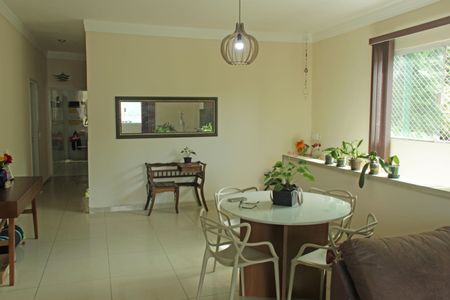 Casa para alugar com 4 quartos, 160m² em Jabaquara, Santos