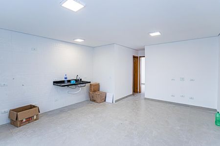 Sala, cozinha e área de serviço de apartamento para alugar com 2 quartos, 60m² em Parque Maria Domitila, São Paulo