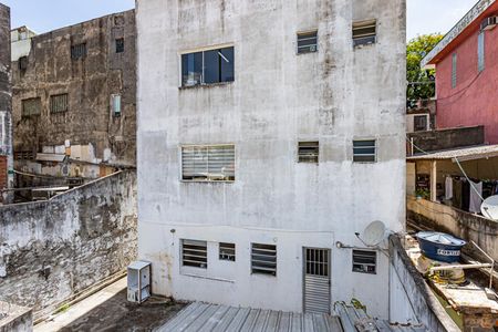 Vista Quarto 1 de apartamento para alugar com 2 quartos, 60m² em Parque Maria Domitila, São Paulo