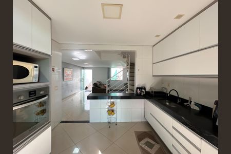 Casa à venda com 3 quartos, 186m² em Juliana, Belo Horizonte